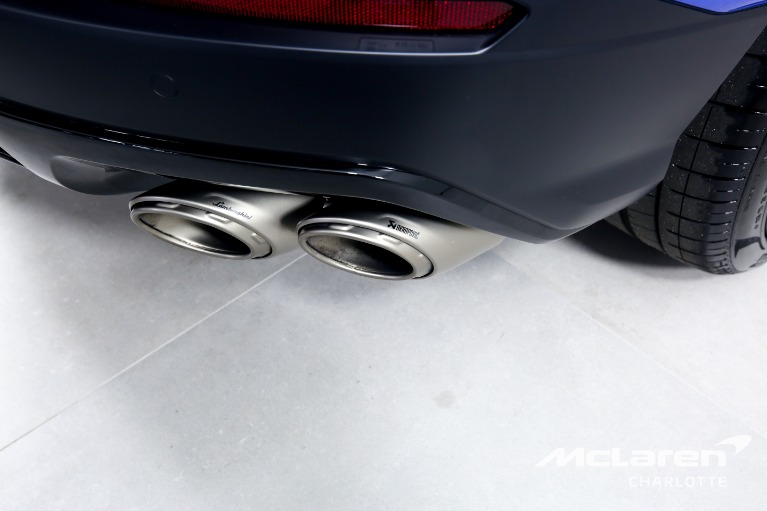 Used-2022-Lamborghini-Urus