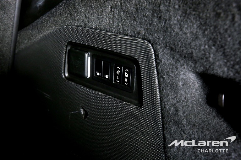 Used-2022-Cadillac-Escalade-Luxury