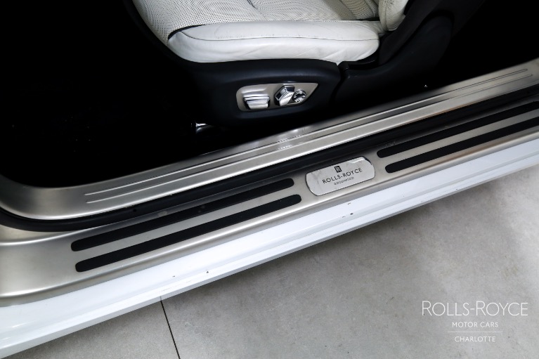 Used-2019-Rolls-Royce-Dawn