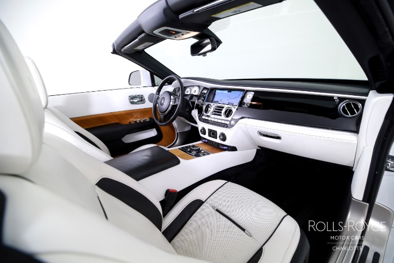 Used-2019-Rolls-Royce-Dawn