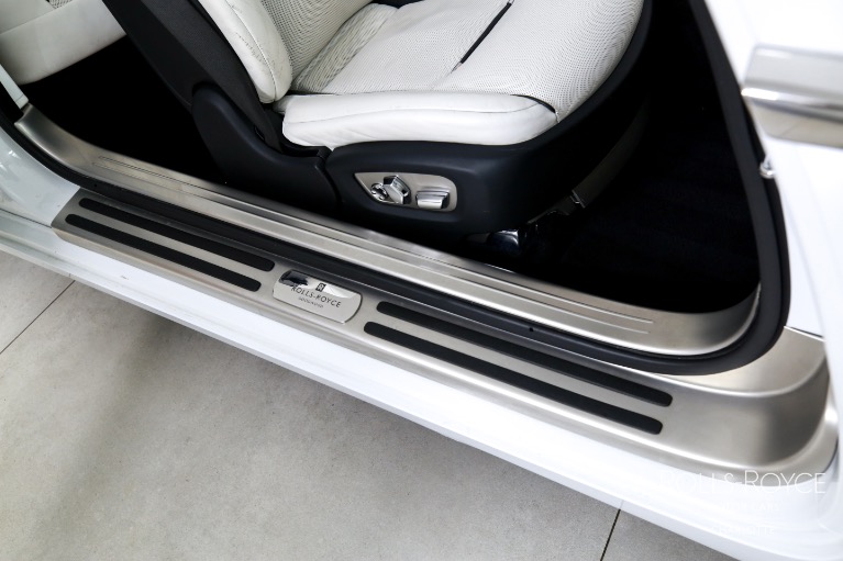 Used-2019-Rolls-Royce-Dawn
