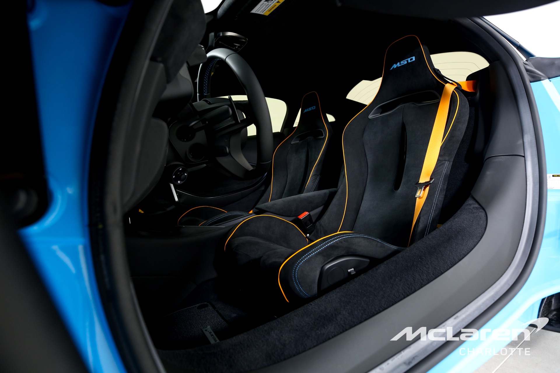 New 2023 McLaren Artura | Charlotte, NC