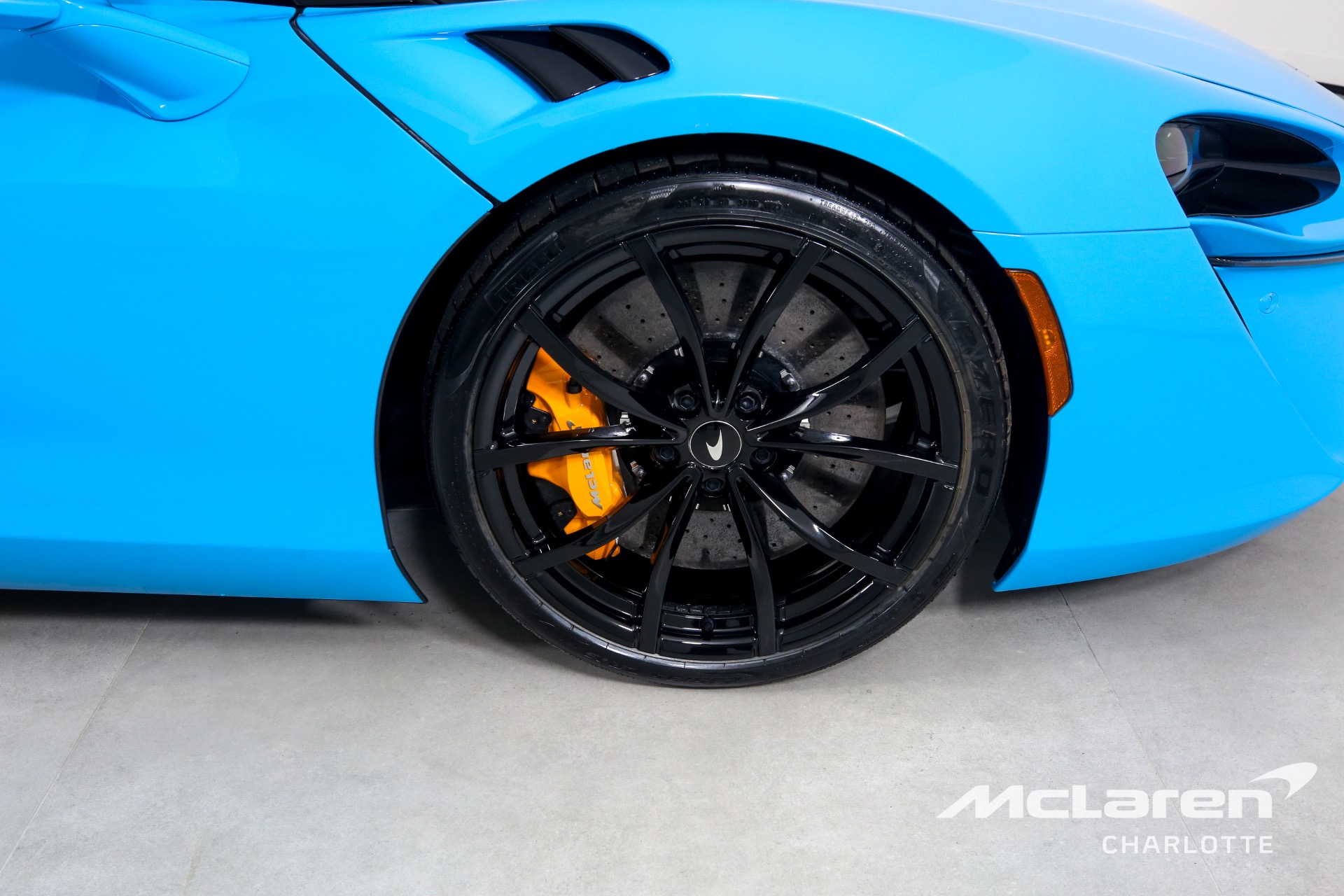 New 2023 McLaren Artura | Charlotte, NC