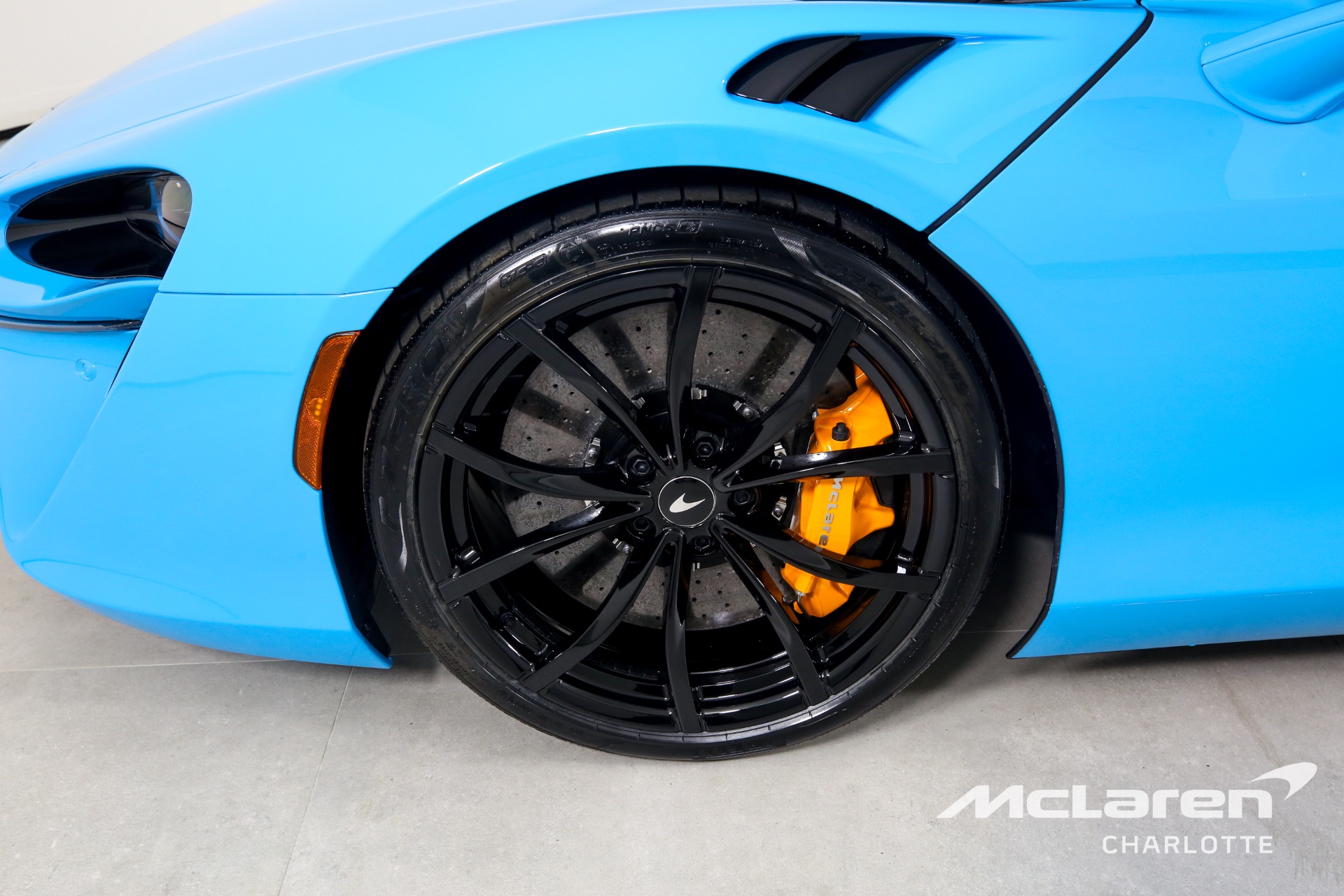 New 2023 McLaren Artura | Charlotte, NC