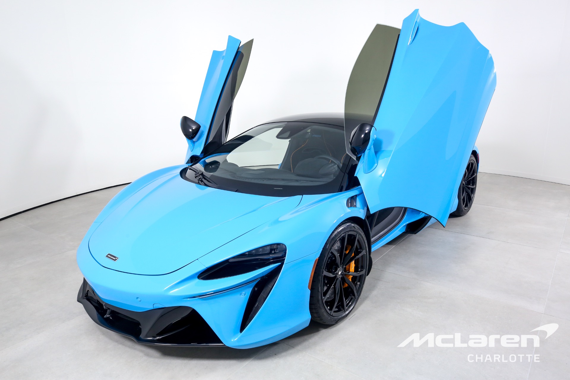New 2023 McLaren Artura | Charlotte, NC