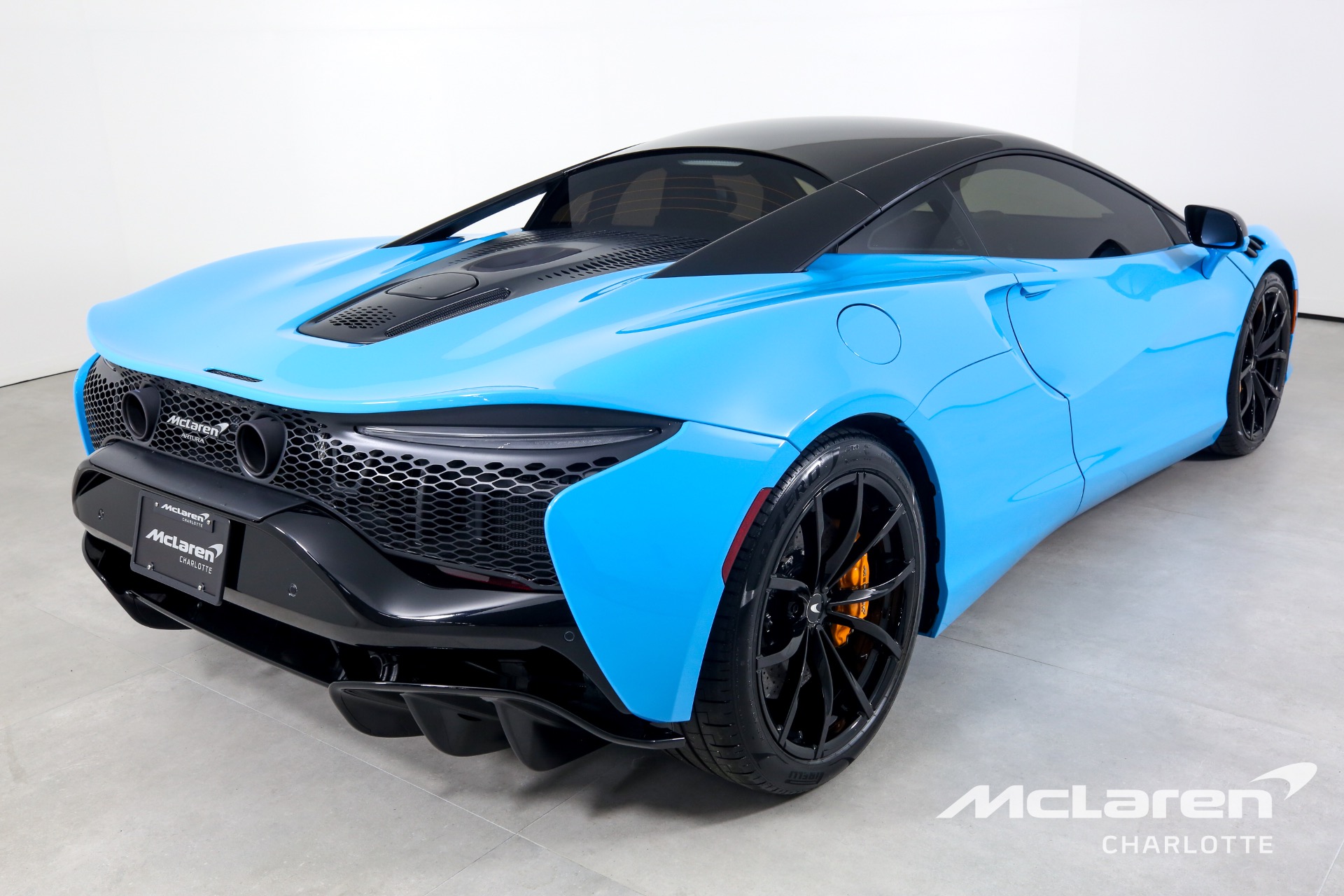 New 2023 McLaren Artura | Charlotte, NC