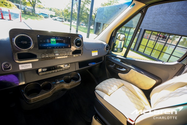 New-2024-Mercedes-Benz-Sprinter-3500XD