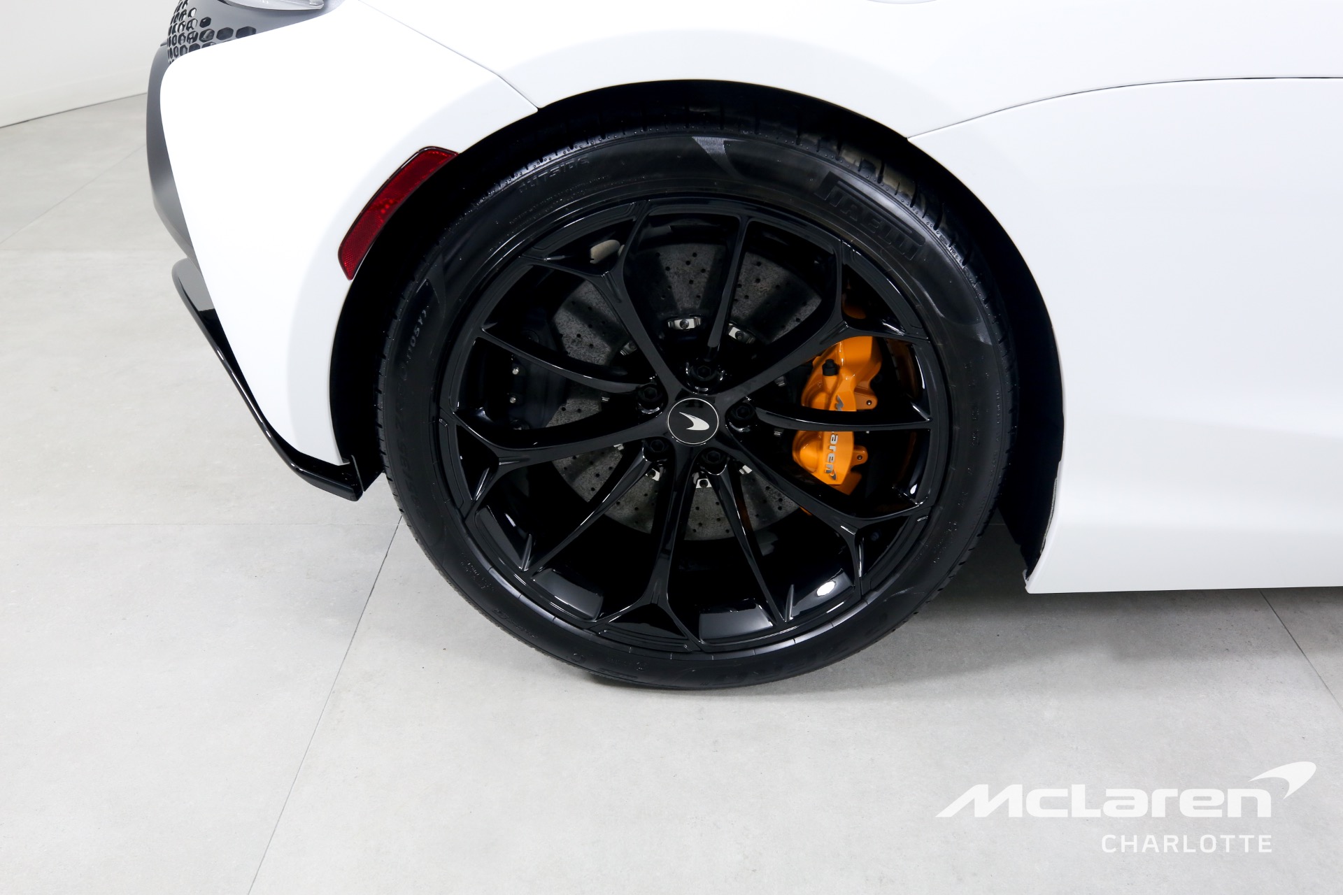 New 2023 McLaren Artura | Charlotte, NC