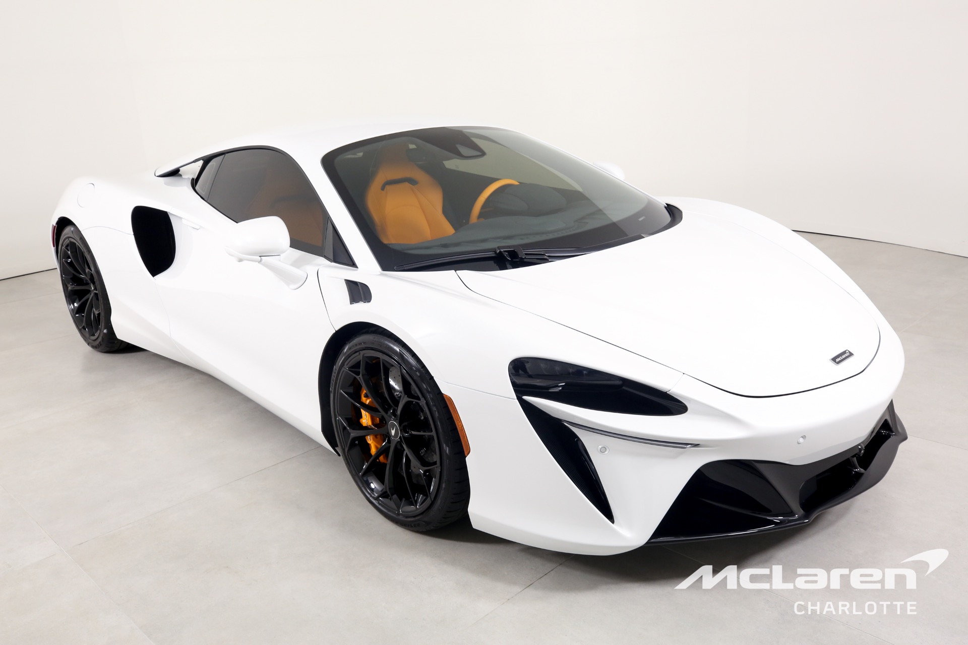 New 2023 McLaren Artura | Charlotte, NC