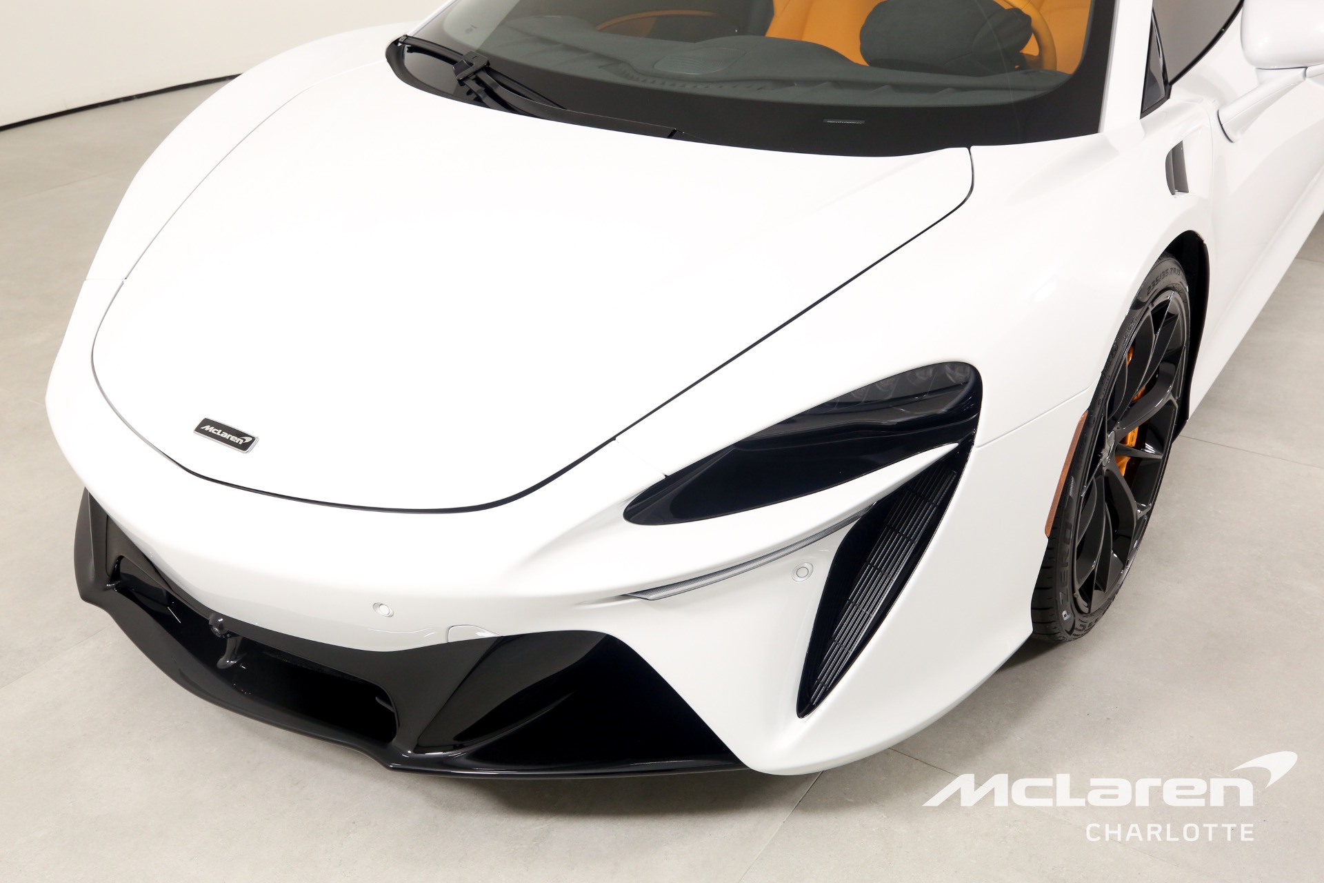 New 2023 McLaren Artura | Charlotte, NC