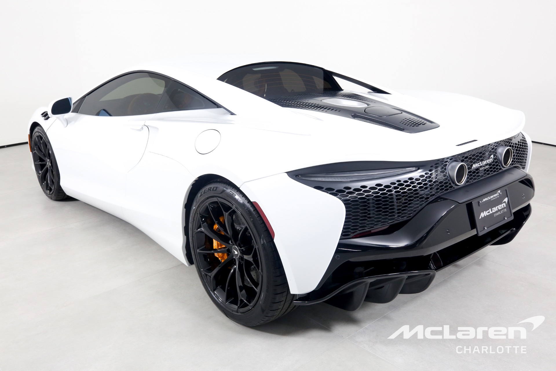 New 2023 McLaren Artura | Charlotte, NC