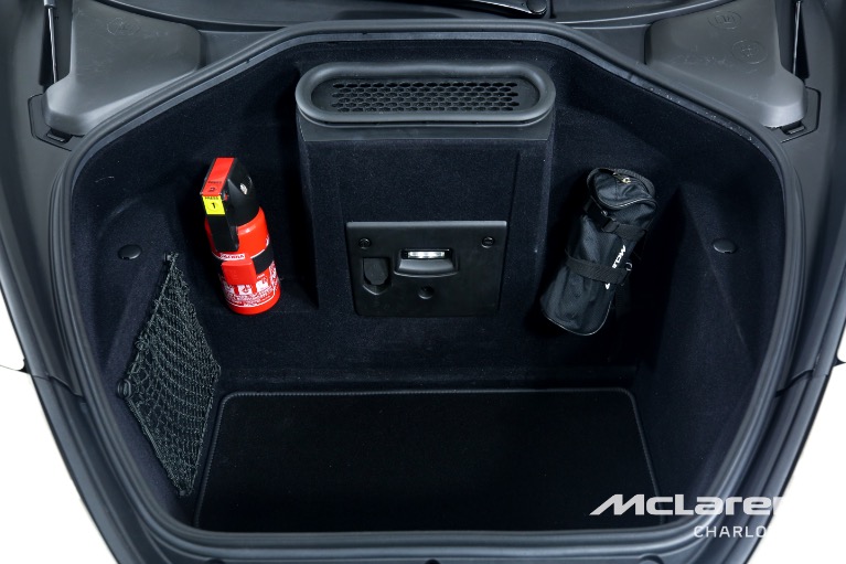 Used-2020-McLaren-720S-Spider-Performance