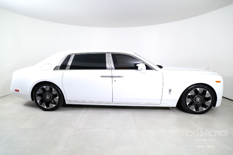 Used-2022-Rolls-Royce-Phantom-EWB