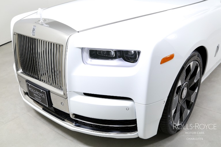 Used-2022-Rolls-Royce-Phantom-EWB