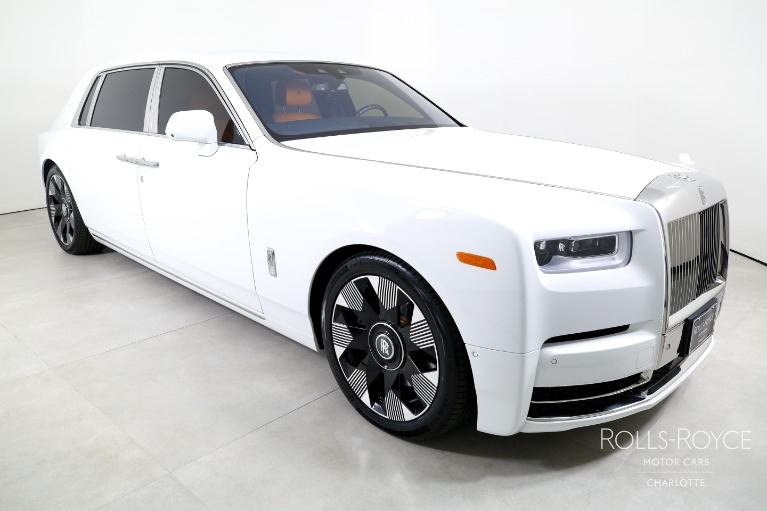 Used-2022-Rolls-Royce-Phantom-EWB