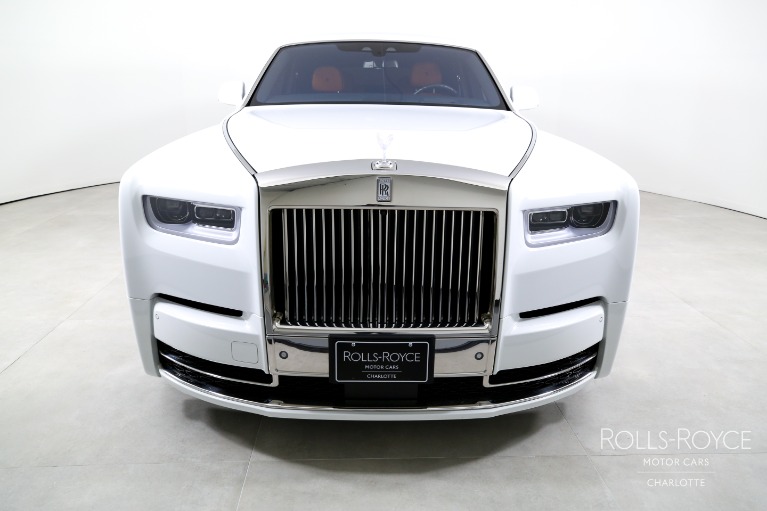 Used-2022-Rolls-Royce-Phantom-EWB