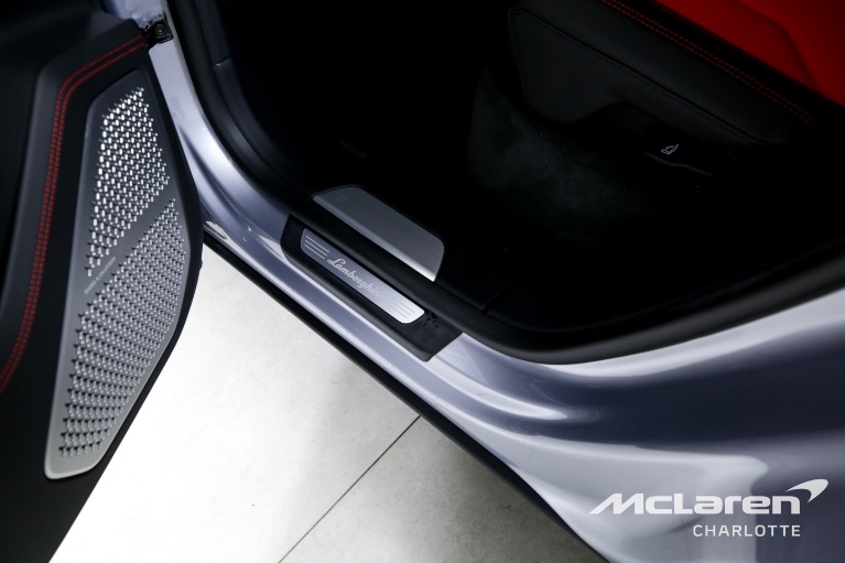 Used-2019-Lamborghini-Urus