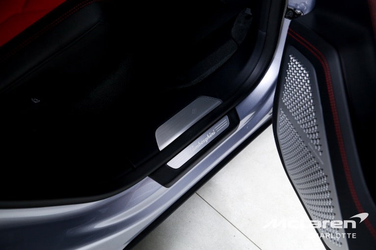 Used-2019-Lamborghini-Urus