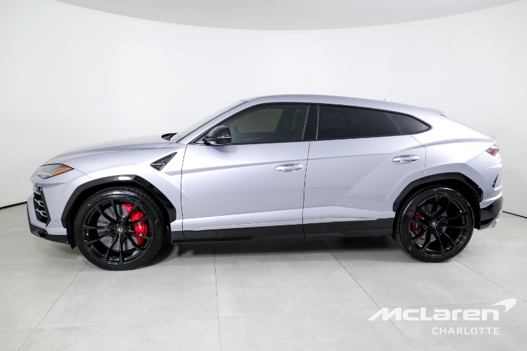 Used-2019-Lamborghini-Urus