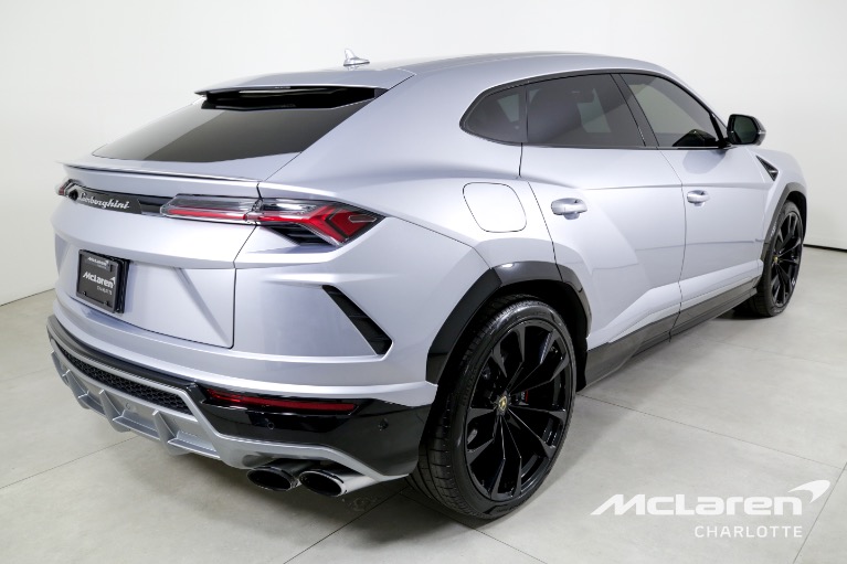 Used-2019-Lamborghini-Urus