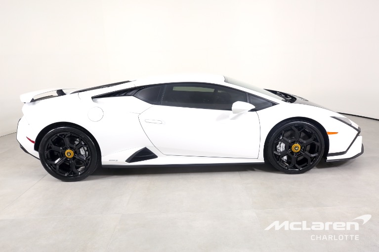 Used-2023-LAMBORGHINI-HURACAN-TECNICA