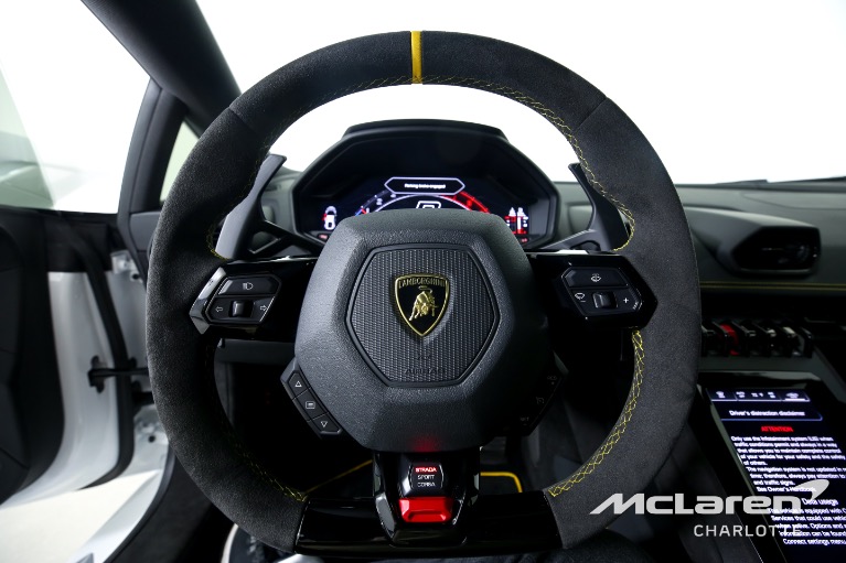 Used-2023-LAMBORGHINI-HURACAN-TECNICA