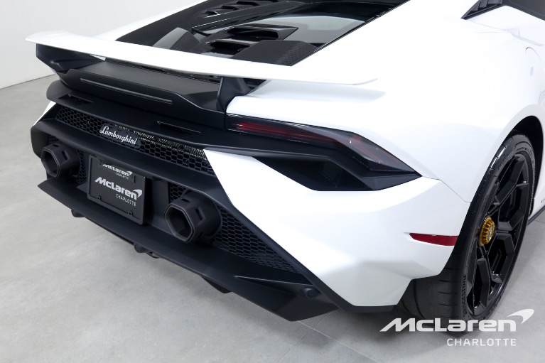 Used-2023-LAMBORGHINI-HURACAN-TECNICA
