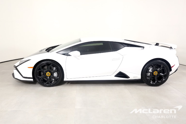 Used-2023-LAMBORGHINI-HURACAN-TECNICA