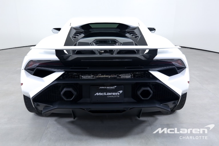 Used-2023-LAMBORGHINI-HURACAN-TECNICA
