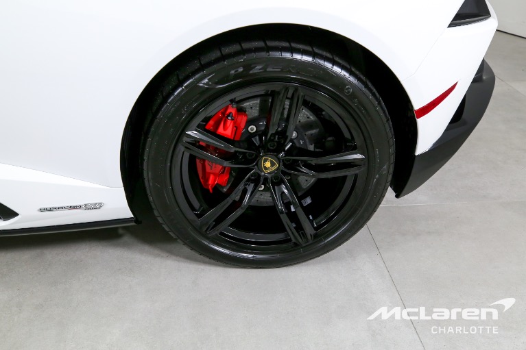 Used-2023-Lamborghini-Huracan-EVO