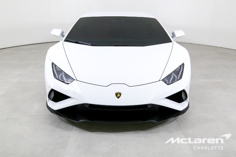 Used-2023-Lamborghini-Huracan-EVO