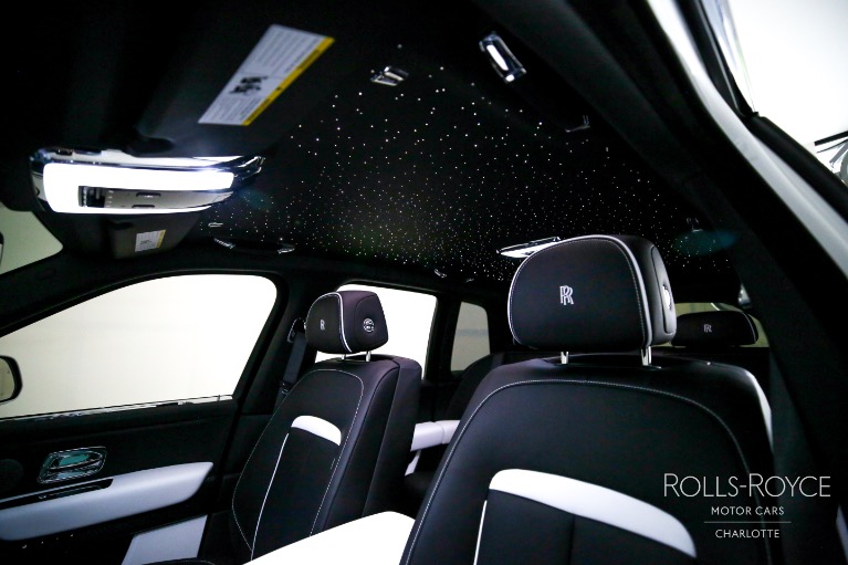 New-2024-Rolls-Royce-Black-Badge-Cullinan