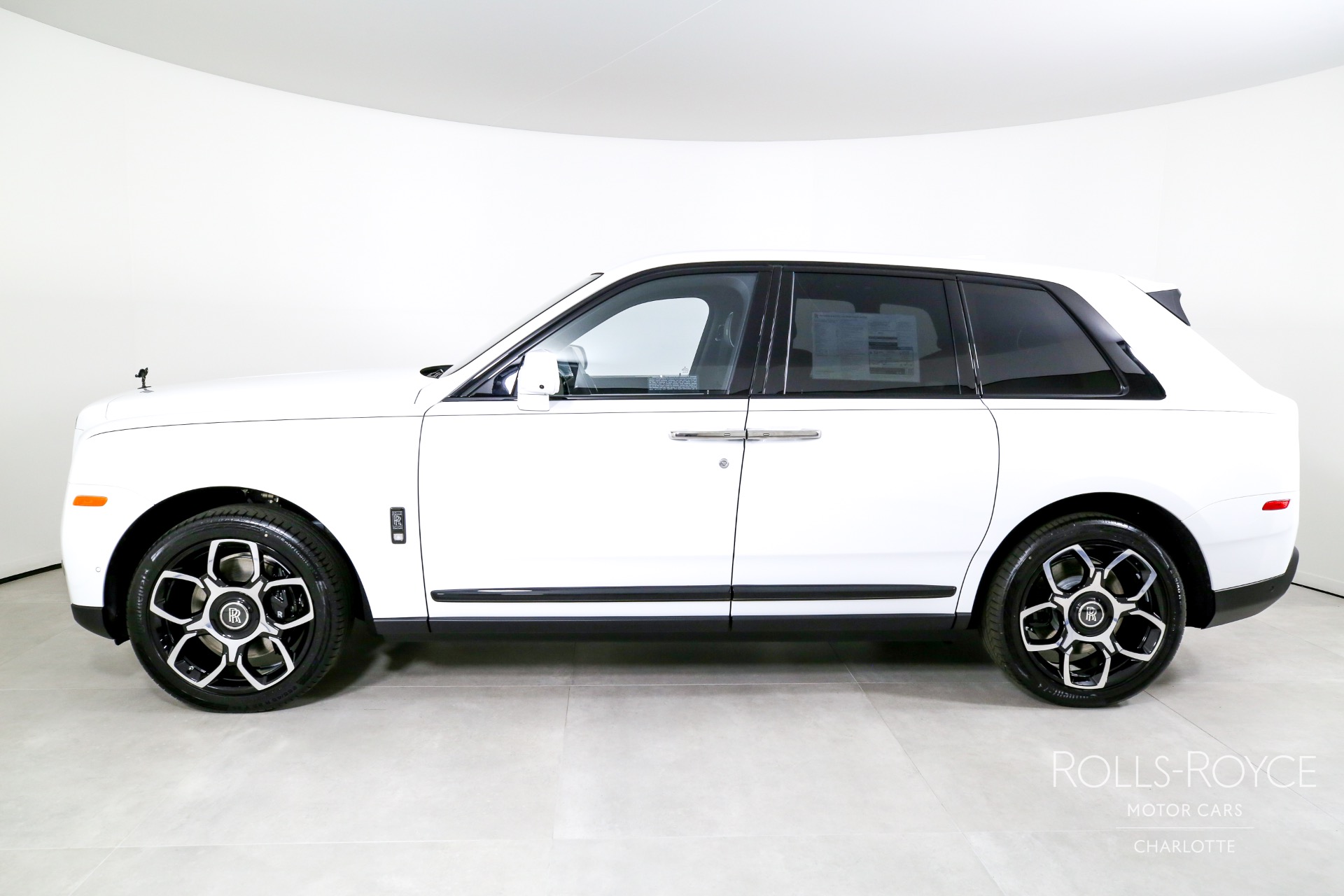 New 2024 Rolls-Royce Black Badge Cullinan | Charlotte, NC