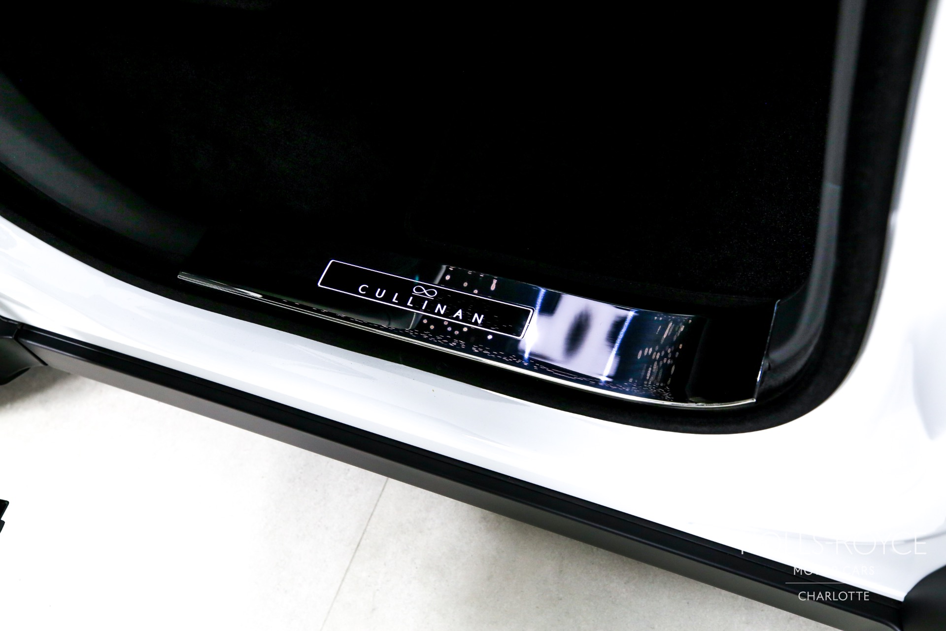 New 2024 Rolls-Royce Black Badge Cullinan | Charlotte, NC