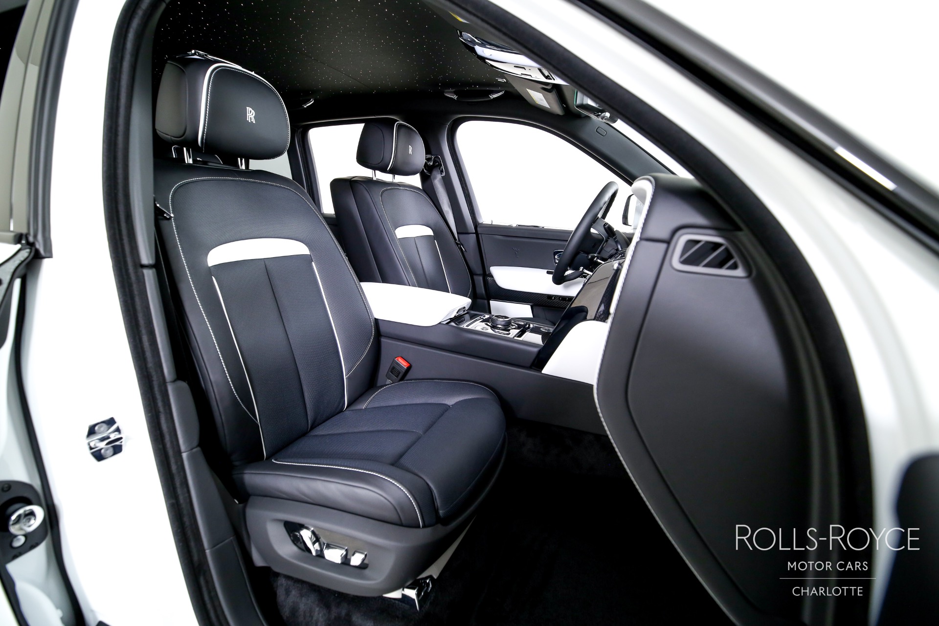 New 2024 Rolls-Royce Black Badge Cullinan | Charlotte, NC