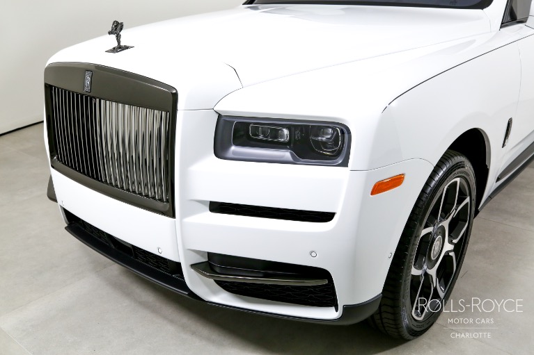 New-2024-Rolls-Royce-Black-Badge-Cullinan