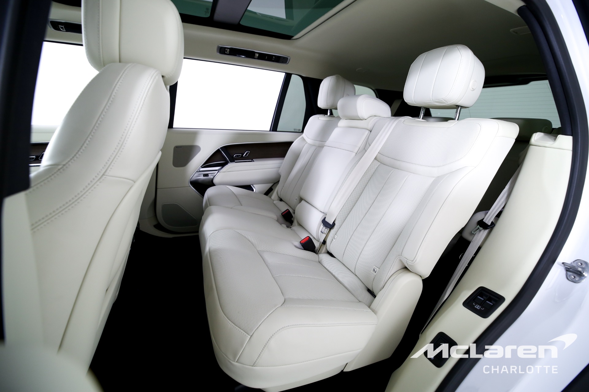 Used 2023 Land Rover Range Rover P400 SE LWB | Charlotte, NC
