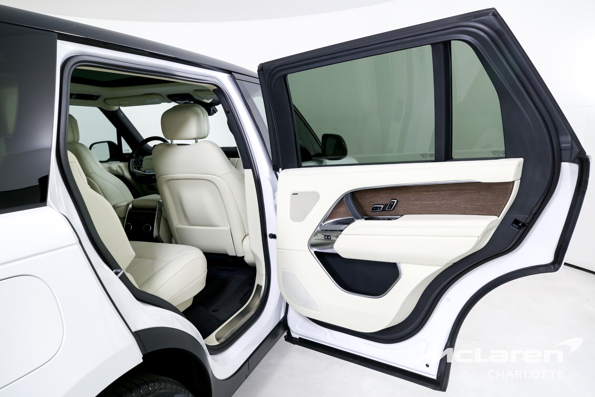 Used 2023 Land Rover Range Rover P400 SE LWB | Charlotte, NC