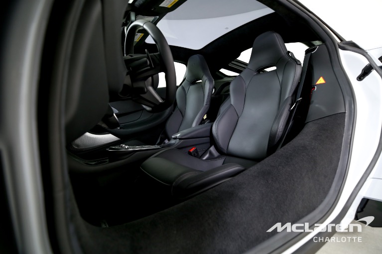 New-2023-McLaren-GT