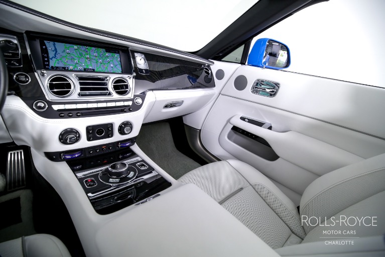 Used-2020-Rolls-Royce-Dawn