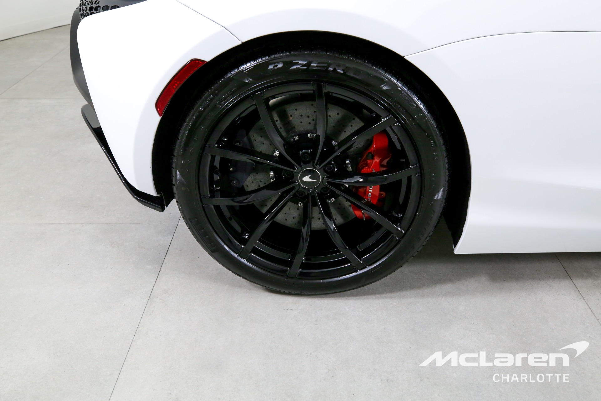 New 2023 McLaren Artura | Charlotte, NC