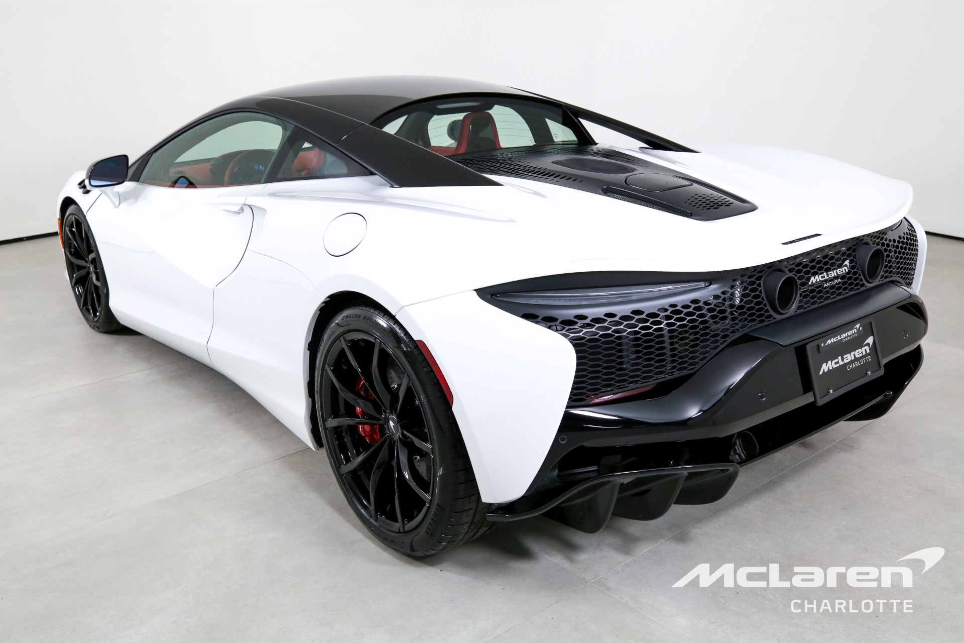 New 2023 McLaren Artura | Charlotte, NC