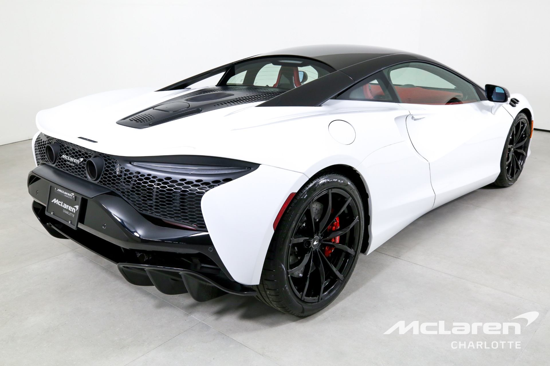 New 2023 McLaren Artura | Charlotte, NC