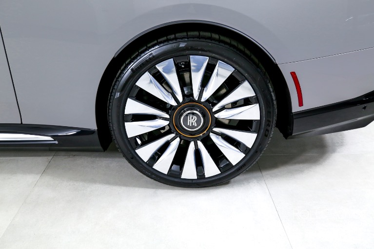 New-2024-Rolls-Royce-Spectre