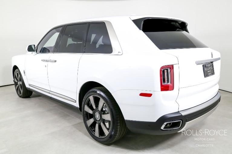 New-2024-Rolls-Royce-Cullinan