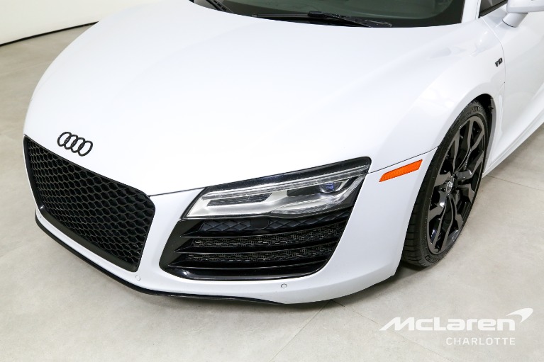 Used-2014-Audi-R8-52-quattro
