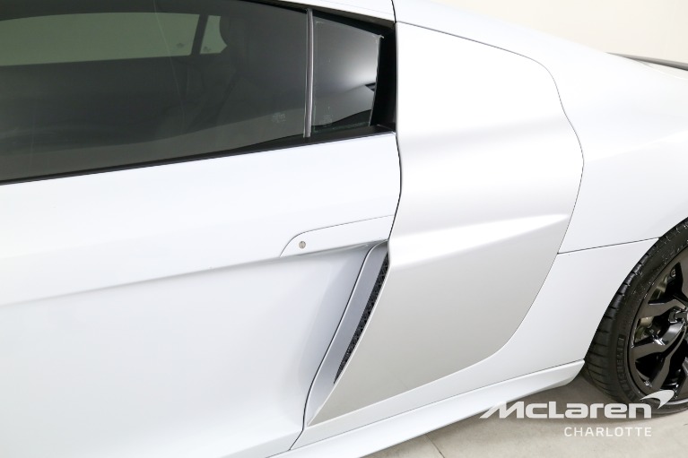Used-2014-Audi-R8-52-quattro