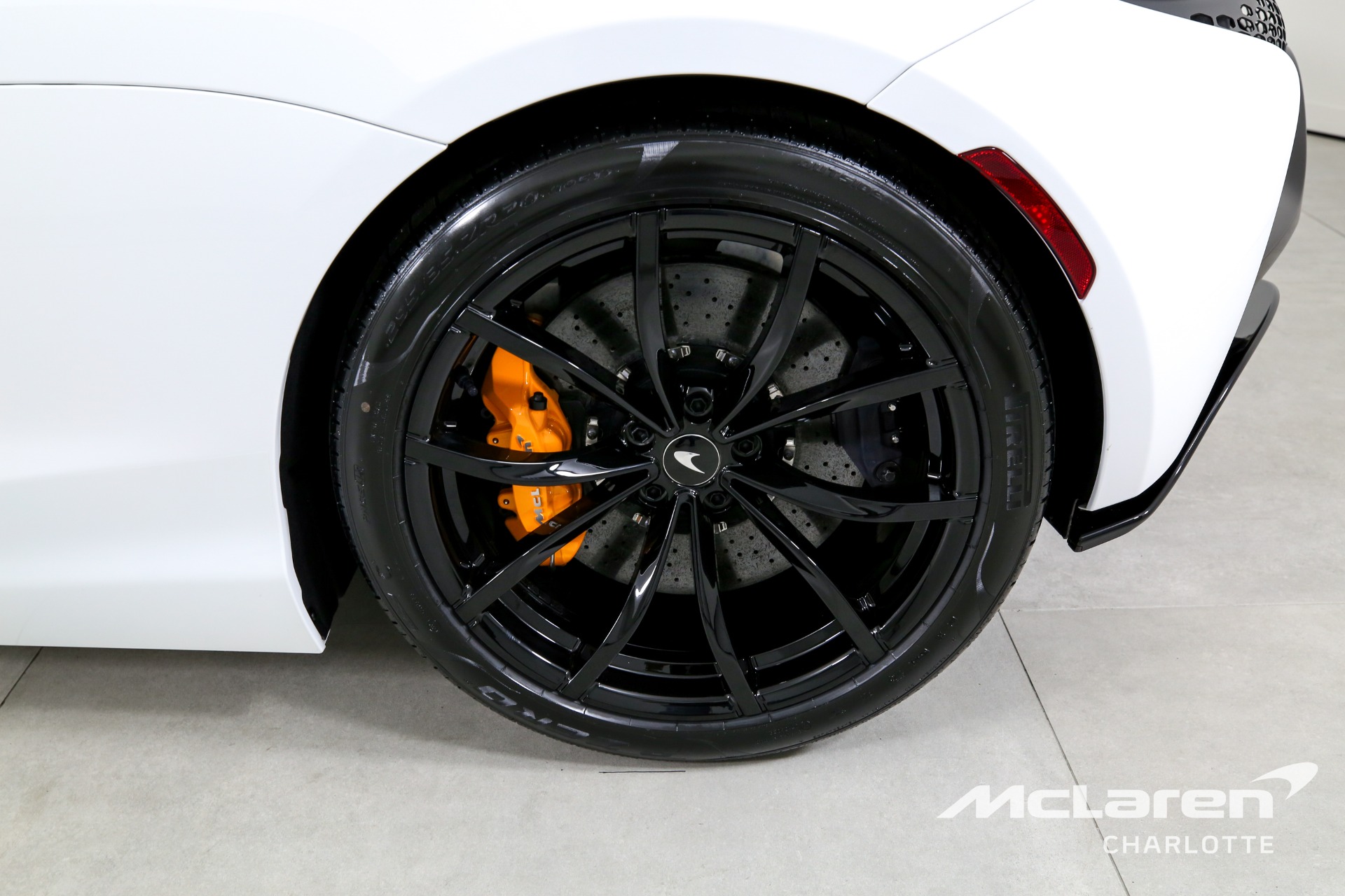 New 2023 McLaren Artura | Charlotte, NC
