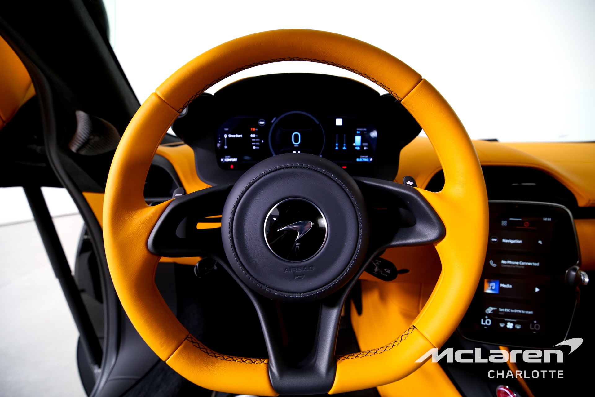 New 2023 McLaren Artura | Charlotte, NC