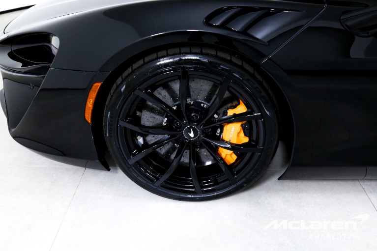 New-2023-McLaren-Artura